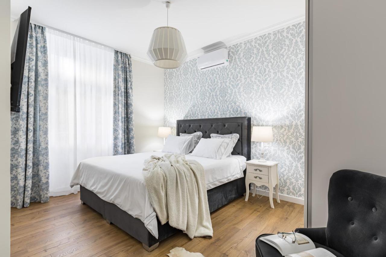 Apartment Charming Retreat In The Heart Of