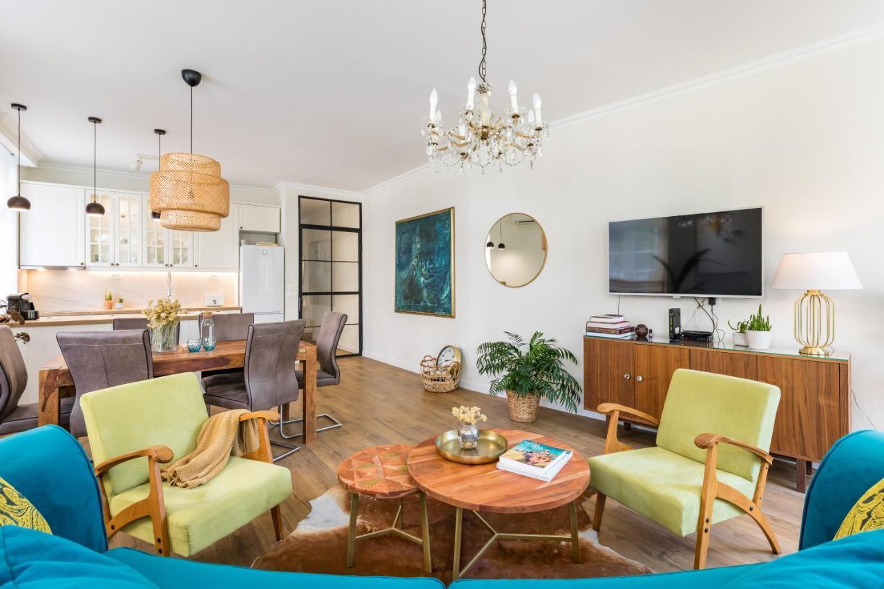 Apartment Charming Retreat In The Heart Of