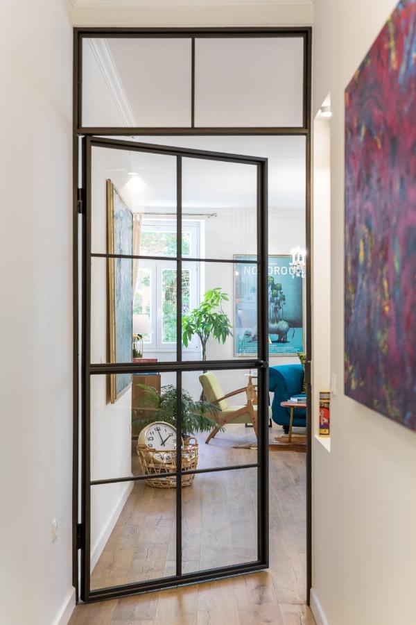 Apartment Charming Retreat In The Heart Of *
